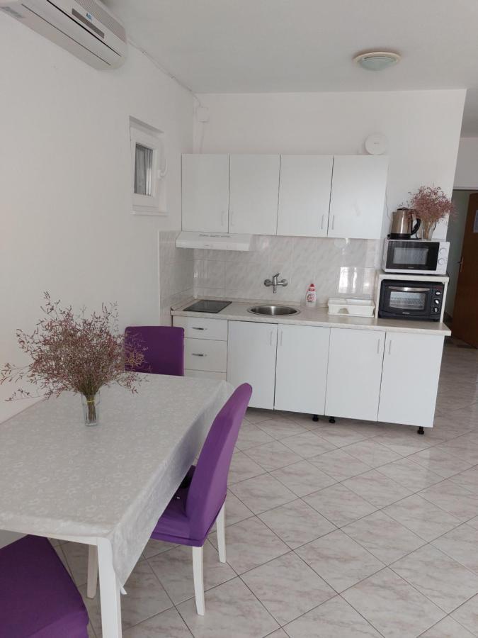 Apartments Markulincic Novalja Exterior photo